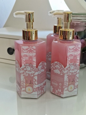 Šampon Desert Flower Shampoo 300g