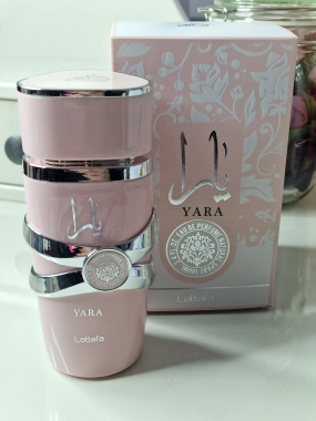 Inspirováno Yara parfémovaná toaletní voda růžová 100ml