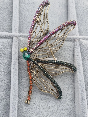 Luxusní brož velká vážka zelený kamínek zirkony