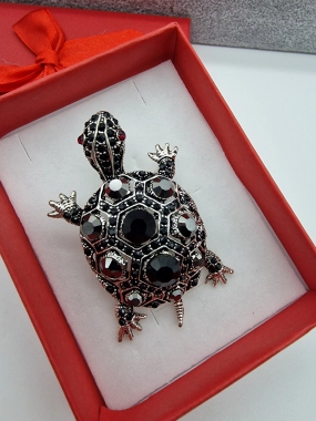Luxusní brož želva stříbrnočerná zirkony