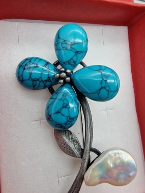 Luxusní brož velká květina modrá