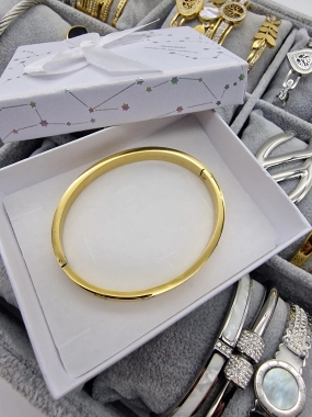 Luxusní pevný náramek Lora zlatý zirkony