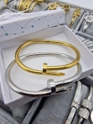 Luxusní dámský náramek Lora hřebík stříbrný