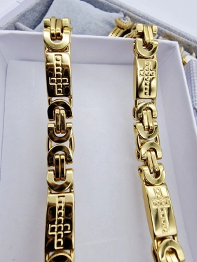 Masivní řetízek náhrdelník se vzorem Kříž