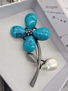 Vzor č. 3 Luxusní brož velká květinka květina modrá