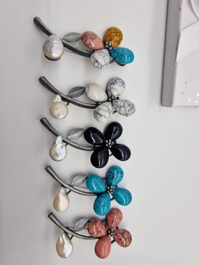 Vzor č. 3 Luxusní brož velká květinka květina modrá