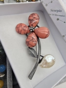 Vzor č. 2 Luxusní brož velká květinka květina korálová