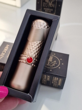 Rtěnka Mercilen Obsidian Secret Hold Set Light Line Lipstick