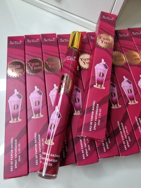 Parfémovaná toaletní voda dámská inspirováno Yum Yum red 35ml