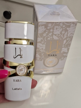 Inspirováno parfémovaná toaletní Yara Moi 100ml