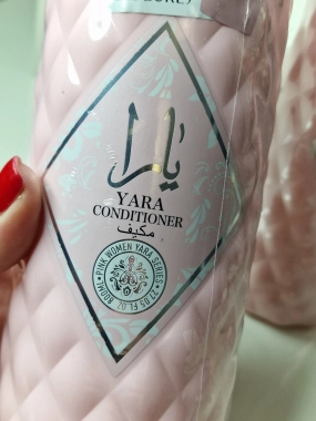 Kondicionér na vlasy Conditioner Yara 800ml
