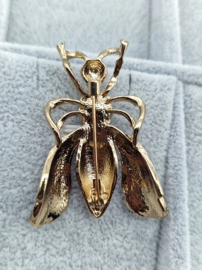 Luxusní brož královna včela velká červená