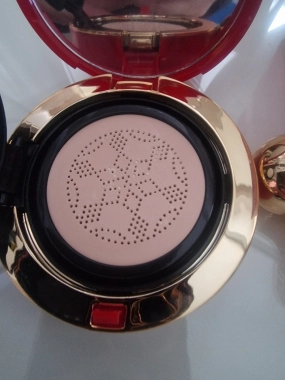 Kompaktní make-up Dragon's Blood 15g