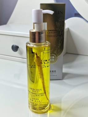 Mercilen Olej na odličování s ženšenovým kořenem 140ml