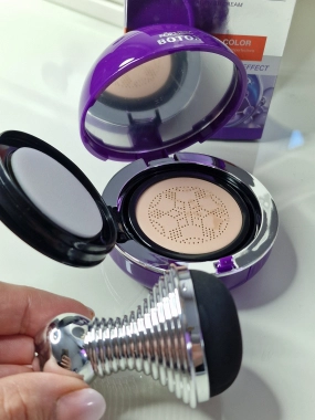 Kompaktní make-up BB krém Kormesic Botox Collagen 15g ROZBALENO