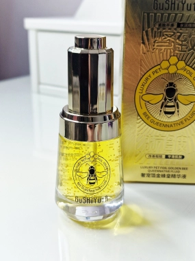 Pleťové sérum GuShiYuTa Luxury Pet Foil Golden Bee Queen Native Fluid 30ml