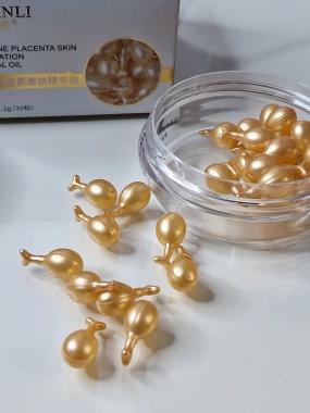 Samanli esenciální olej pro omlazení pleti s fulerenem a placentou 30 kapslí