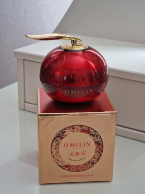 Luxusní krém na obličej O'Melin Dragon's Blood Cream 50g