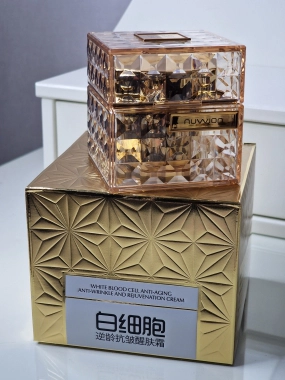 NuWjon omlazující krém proti vráskám 