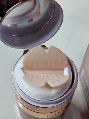 L-DA Air Cushion BB Light Sense Butterfly Powder Puff make-up ROZBALENO