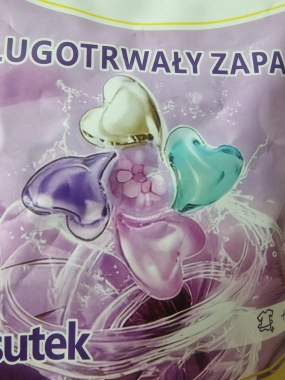 Prací kapsle 5v1 s vůní růže 50kusů fialové balení