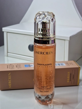 Pleťové tonikum Mercilen Sheep Placenta Collagen obsahuje extrakt z ovčí placenty ROZBALENO