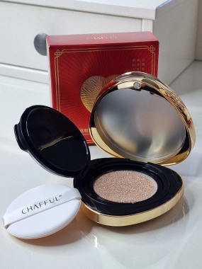 CHAFFUL tónovací krém make-up typu cushion motiv červené srdce