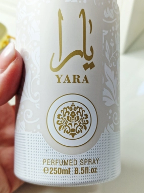 Parfémovaný deodorant inspirováno Lattafa Yara Moi 250ml