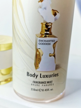 Tělová mlha Body Luxuries inspirováno Lattafa Her Confession 250ml