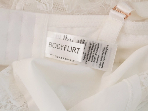 100B Bílé dámské nové krajkové body