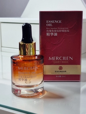 Mercilen zklidňující a vyhlazující esenciální olej na vrásky s růžovým skvalanem 30ml ROZBALENO