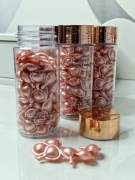 KÖRMESIC rozjasňující kapsle pro omlazení pleti 90 ks