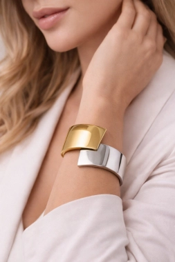 Luxusní náramek na ruku z chirurgické oceli Ema