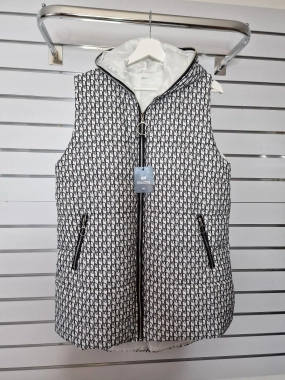 Prošívaná dámská vesta s kapucí New Collection bílá vzor