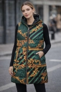 Prošívaná dámská vesta s kapucí New Collection zelená zlatý vzor