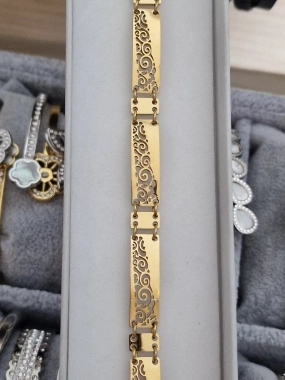 R11 Luxusní dámský náramek na ruku zdobený zlatá barva