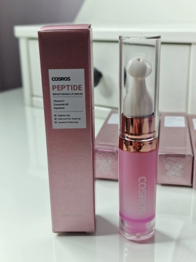 Inovativní sérum na rty COSROS Peptide Brightening Lip Serum