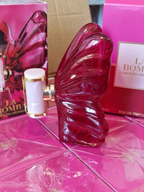 Parfémovaná voda inspirováno Carolina Herrera La Bomba  80ml