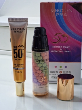 MERCILEN set kombinuje barevný primer a ochranný opalovací krém SPF 50+