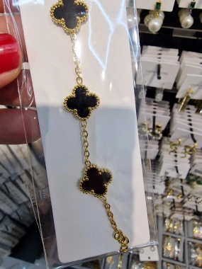 Náramek na ruku z chirurgické oceli číslo 4. černý