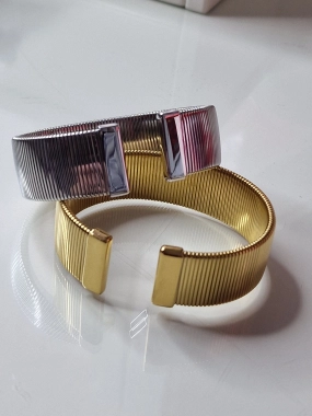 N2 Nádherný dámský náramek oversize zlatá barva