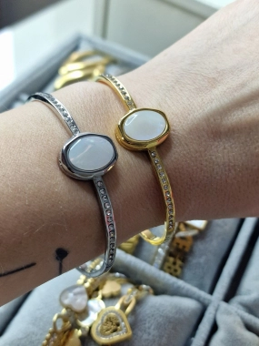 N6 Nádherný dámský náramek Perla zlatá barva zirkony