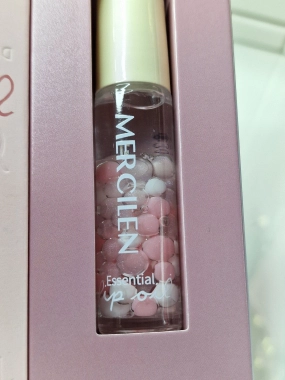 MERCILEN Essential Lip Oil – hydratační olej na rty pink