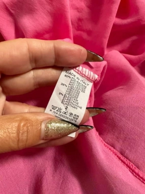 Růžové dámské letní šaty zdobené záda oversize