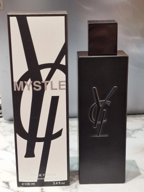 Libre Berry Crush Eau de Parfum inspirováno Yves Saint Laurent  100 ml