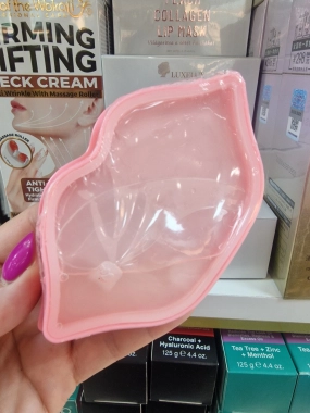 LUXELUX Peach Collagen Lip Mask kolagenová maska ​​na rty s broskví (20 ks)