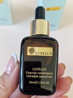 LUXELUX Hydratační esence na pleť 30 ml s kyselinou hyaluronovou
